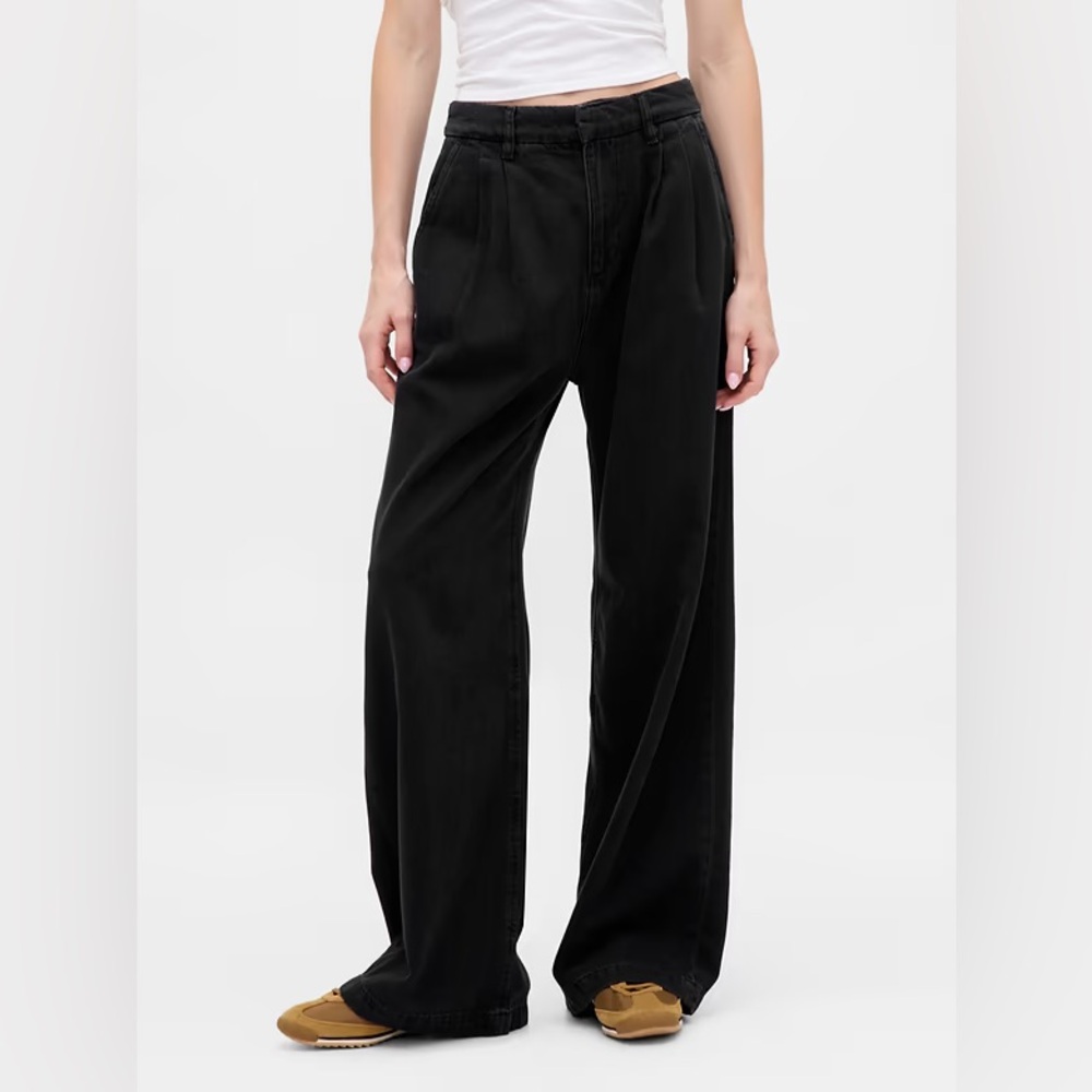 NWT! GAP 365 High Rise UltraSoft Pleated Denim Trousers - Size 2 🩷 815638